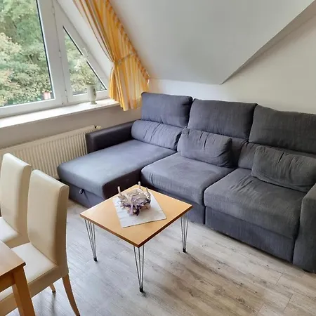 Apartamento Haus-itjen-gelb-2 *