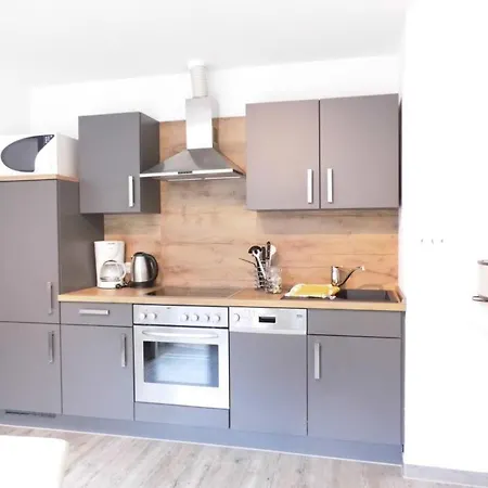 Апартаменты Haus-itjen-gelb-2